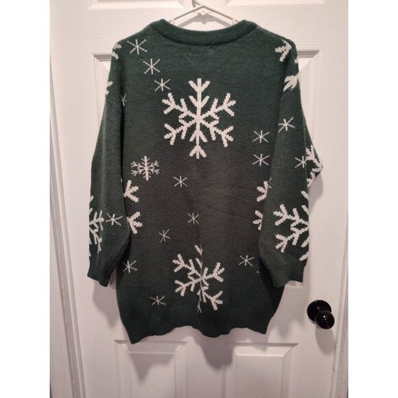 Bloomchic Women Sweater Size 12‎ Green and White w/Snowflake Design - Picture 2 of 8